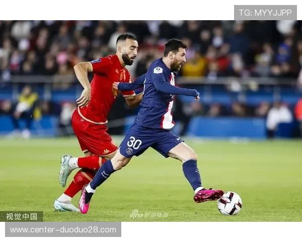 梅西引领巴黎豪取连胜 法甲积分榜争夺愈发激烈